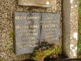 image of grave number 647340